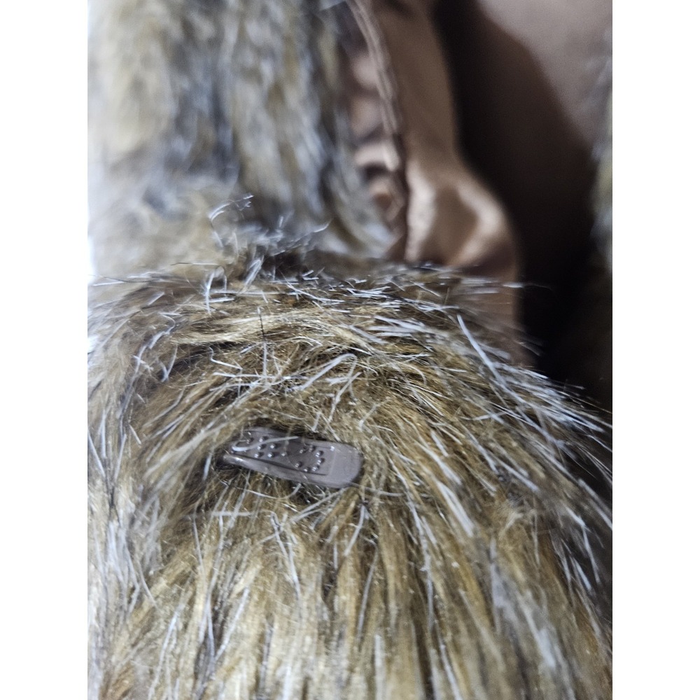 Rachel Zoe‎ Faux Fur Eegant Warm Vest Size 3X Toggle Closure Luxe Cozy Coat - Picture 10 of 11